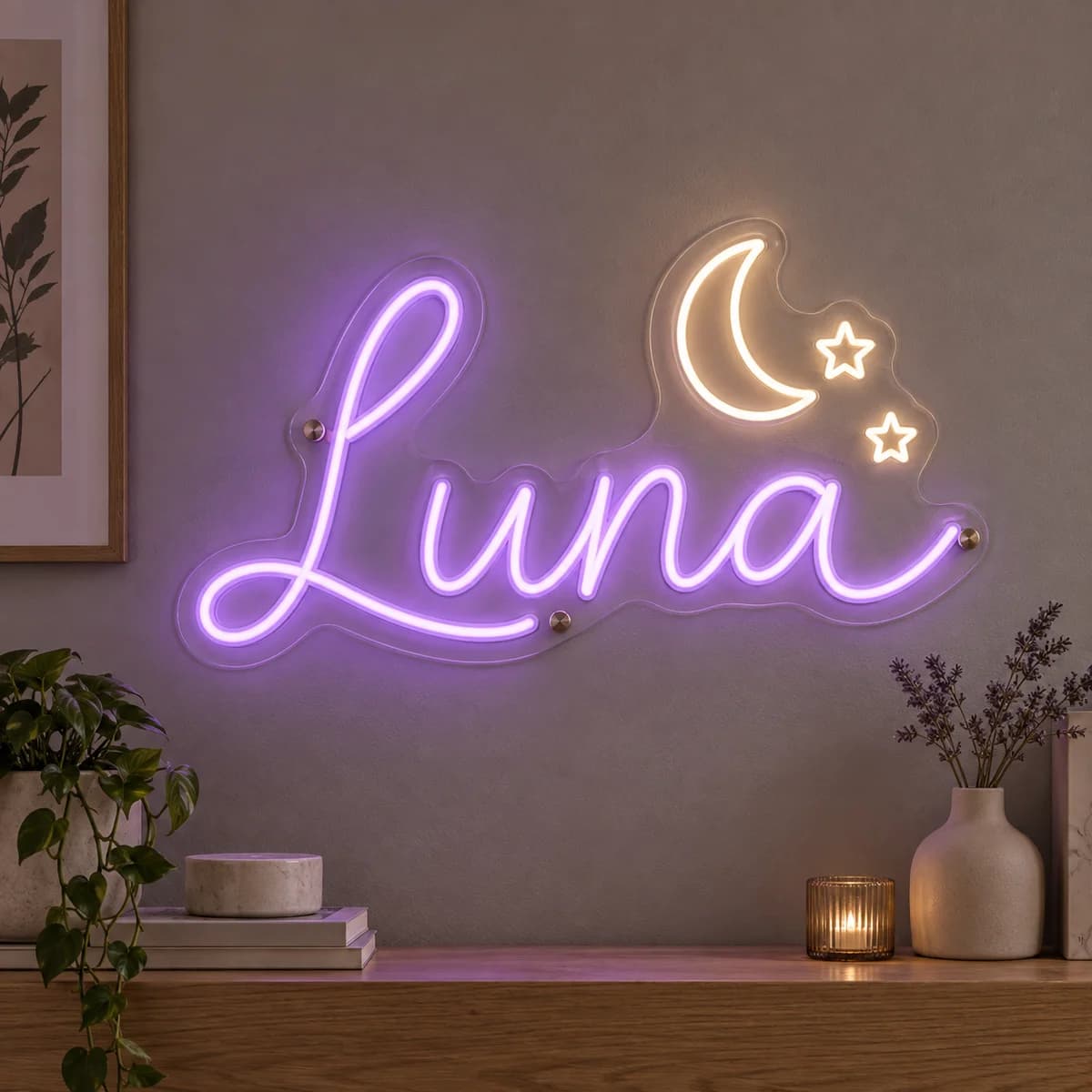 Ejemplo conceptual de letrero LED personalizado Luna en luz violeta con luna y estrellas
